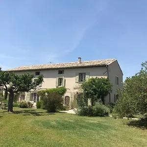 https://le-mas-de-la-marteliere.fr-provencehotel.com
